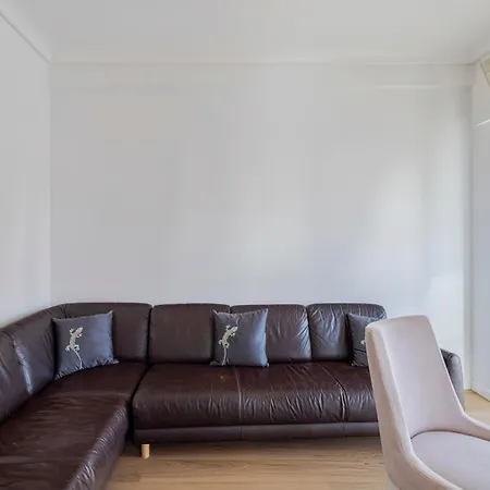 דירה Lovely Urbisado Iii - By Y Concept